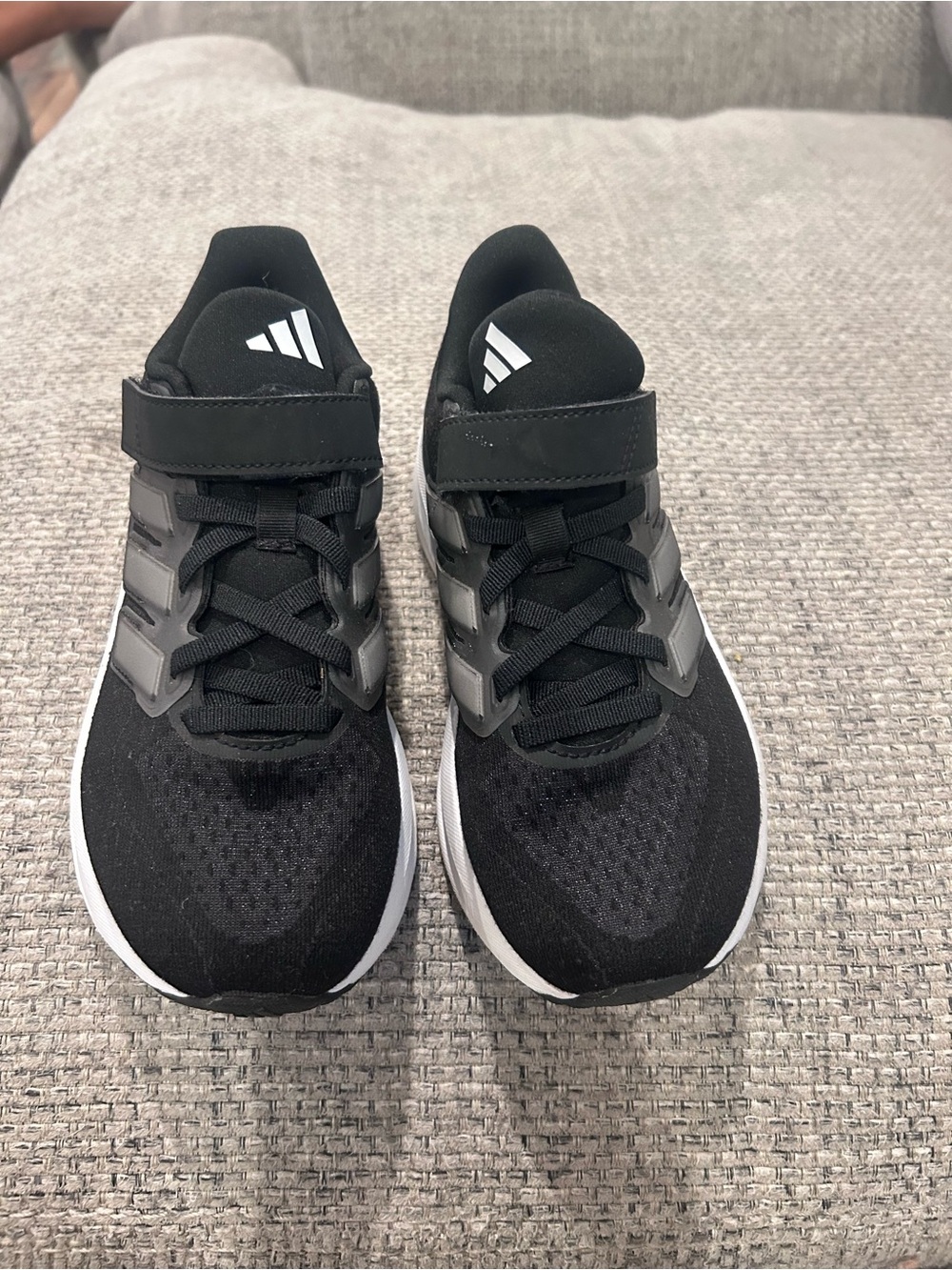 adidas Ultra Run 5 Kids Black and Gray Sneakers with Hook-and-Loop Strap